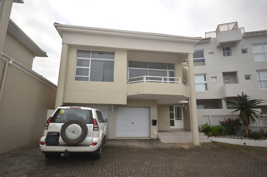 4 Bedroom Property for Sale in Gonubie Eastern Cape
